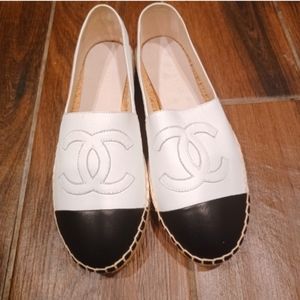 Chanel black and white leather espadrilles, size EU 37/US 6.5